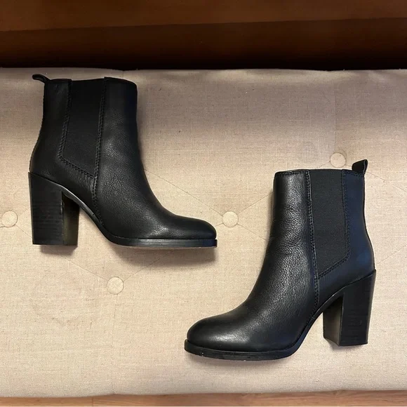 Splendid Booties - Picture 2 of 5